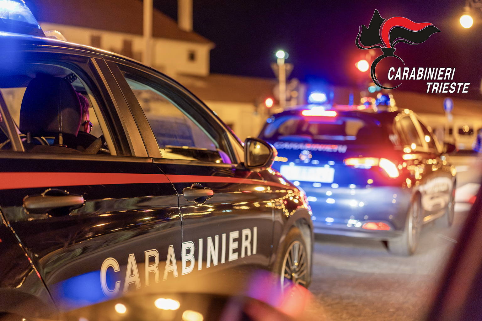 Trieste, escono dal condominio con una cassetta piena d’oro: due arresti dopo ore di pedinamento