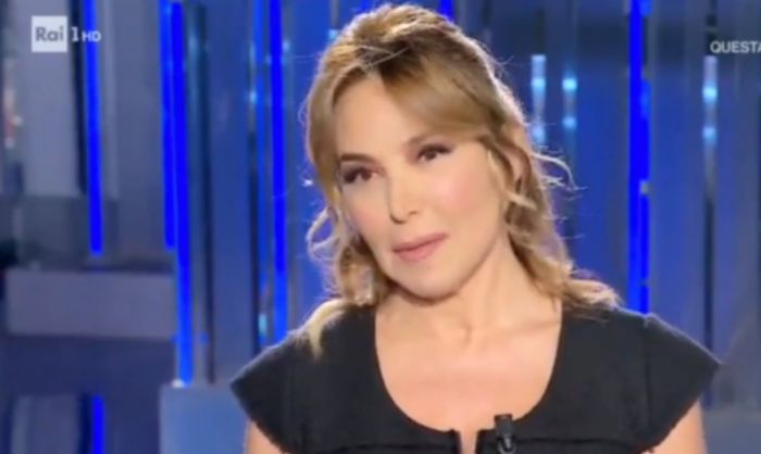 Barbara D'Urso a Domenica In, 'Io strappata in modo terribile da Mediaset, provo ancora dolore' 