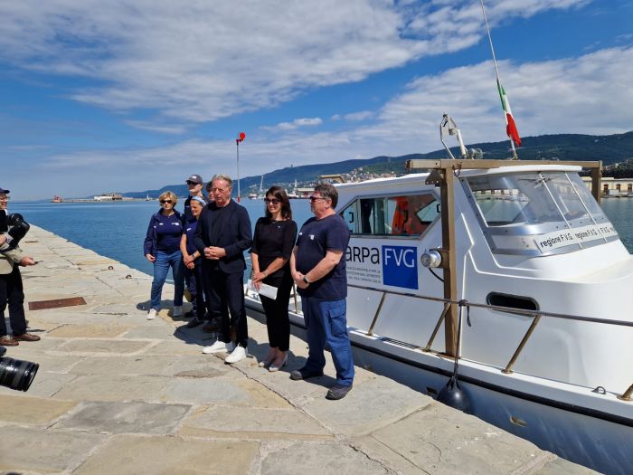 Al via la stagione balneare in FVG: acque eccellenti nel 98% dei siti monitorati da Arpa
