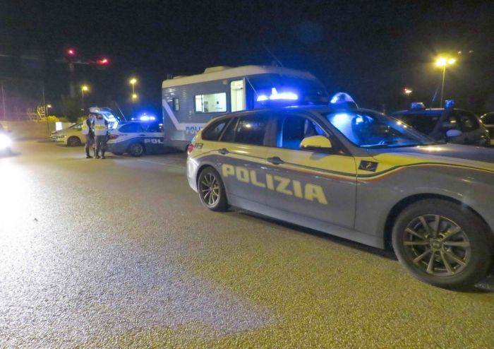 Controlli notturni Polstrada Fvg, tra venerdì e sabato fermate 13 "imbraghele" e una "tossichella"