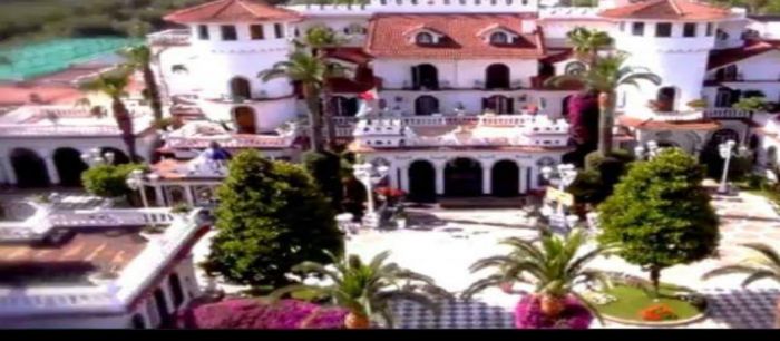 Lottizzazione abusiva, confiscato il 'Castello delle Cerimonie