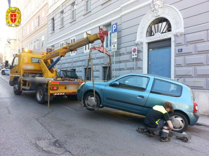 Rimozione veicolo in sosta, necessario ed utilissimo VADEMECUM 