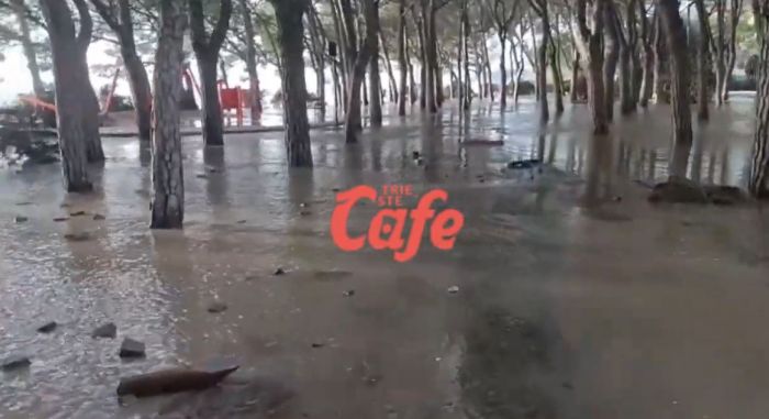 Barcola, Fondazione CRTrieste si farà carico degli interventi di ripristino degli spazi gioco danneggiati