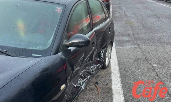 Piazzale De Gasperi, pirata le distrugge l'auto e scappa: appello del proprietario 