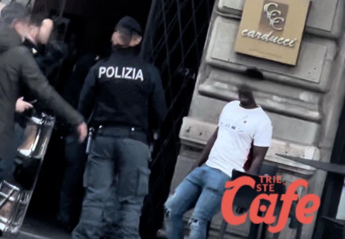 Tensione tra stranieri, accoltellamento nei pressi l'ospedale Maggiore 