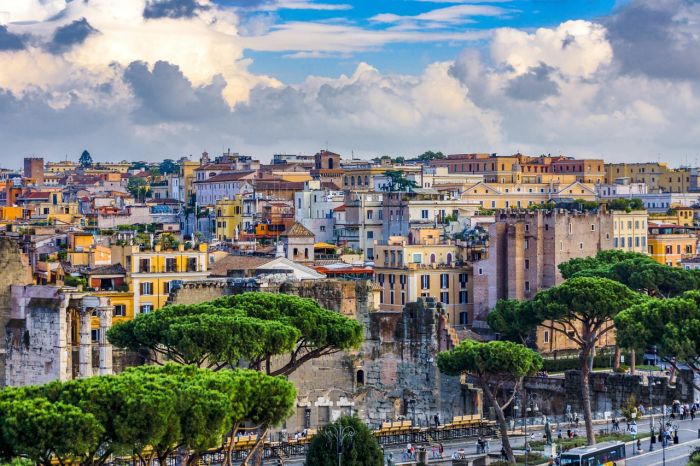 Roma: bimbo di 8 anni solo e spaventato su bus, tratto in salvo da 2 autisti