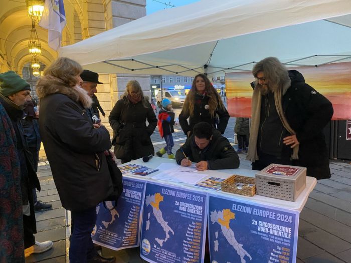 Mercoledì Mattarella a Trieste, contro--manifestazione «Per un'Italia che ripudi la guerra»