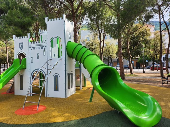Inaugurati a Barcola splendidi giochi nuovi di zecca per i bimbi: CHE MERAVIGLIA! 