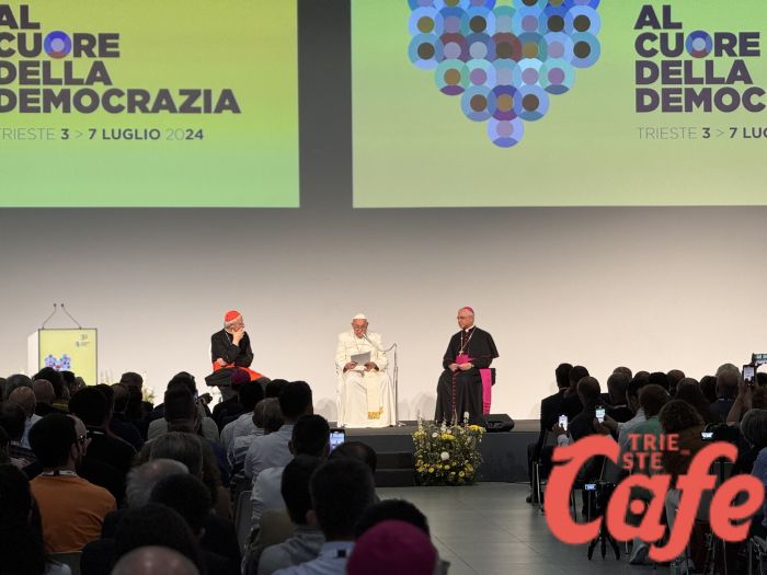 Papa Francesco a Trieste: pregate per me perché questo lavoro non è facile 