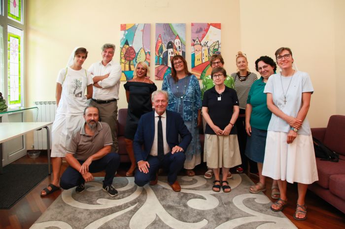 Inaugurato il Centro Nuovo per le Famiglie del Comune: offre sostegno e servizi alle famiglie