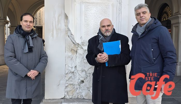 1945, proiettili sul municipio: una targa per ricordare il sacrificio dei patrioti triestini (VIDEO)