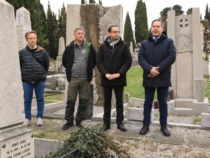 Cimitero di Sant’Anna sempre più bello e accogliente: restaurato monumento ai Rastrellatori italia