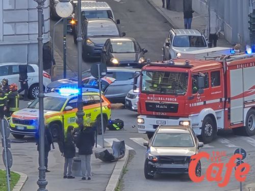  Incidente in via del Coroneo: scooterista in arresto cardiaco, rianimato e trasportato in codice rosso