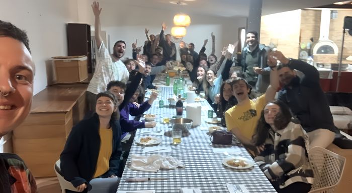 Reunion triestina alle Canarie, in 40 per festeggiare i 30 anni dei muloni Michele e Martina!