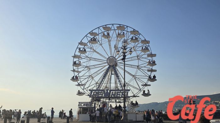 Trieste si risveglia dopo la magia: smontata la ruota panoramica, resta il sogno di un luna park sulle Rive