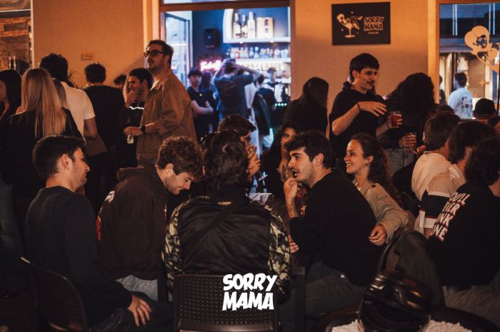 Venerdì esplosivo al Sorry Mama: arriva l’aperitivo più atteso dell’estate con Mashup e Trieste Cafe (VIDEO)