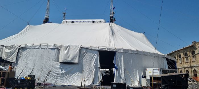 Il Cirque du Soleil arriva a Trieste: alzato il tendone nella nuova location al Porto Vecchio