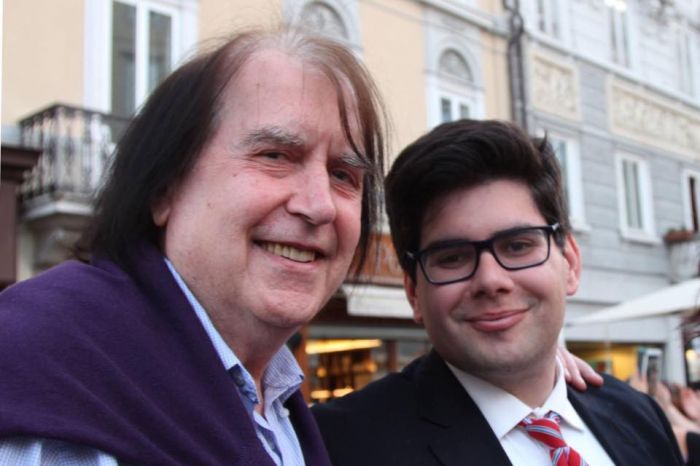 87 anni di storia e musica: auguri al Maestro Lorenzo Pilat, leggenda triestina e orgoglio della canzone italiana