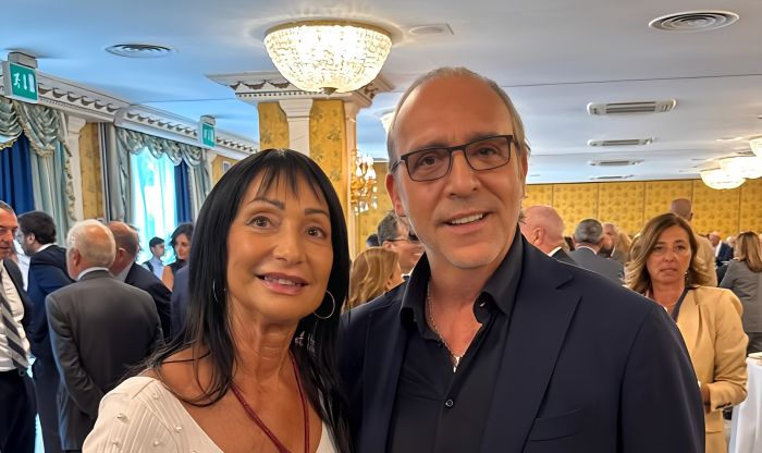 Luca Ward abbraccia la battaglia di Anna Cisint: «Grazie per quello che fa, non molli!»
