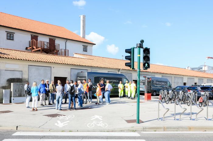 Illuminazione pubblica, parte la rivoluzione: via ai lavori per la sostituzione dei semafori a Trieste 