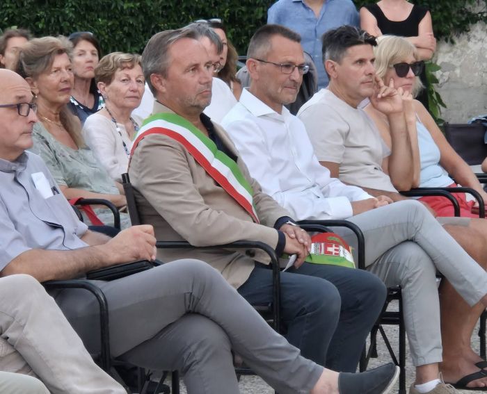 Conferimento rifiuti: incontro pubblico giovedì sera a Visogliano