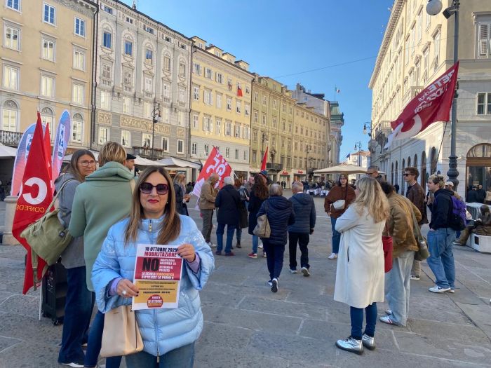 Mobilitazione per la scuola, PD in piazza della Borsa: “Primo presidio di uguaglianza e libertà'