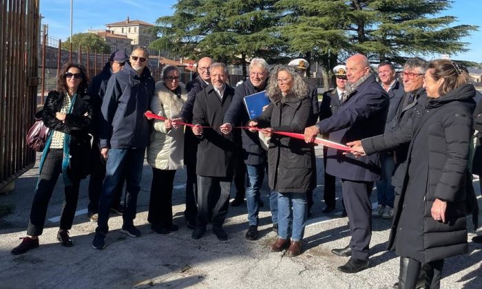 Nasce il gigante della mobilità natalizia: 450 posti gratuiti che cambiano il destino dello shopping triestino