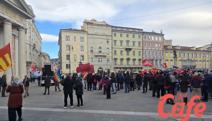 Sciopero USB, Trieste si accende: parte anche un corteo non autorizzato in pieno centro