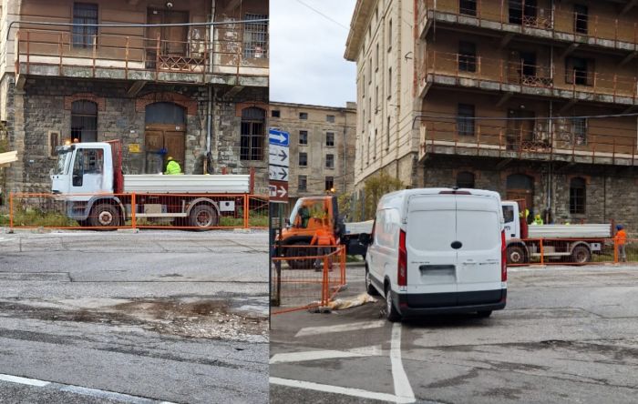 Operai e mezzi al lavoro nel Porto Vecchio: iniziata messa in sicurezza dei magazzini