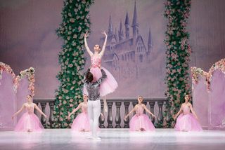 Lo Schiaccianoci torna a incantare Trieste: il Natale danza al Politeama Rossetti tra sogno e musica