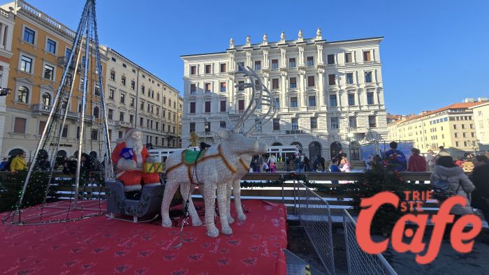 La magia sul ghiaccio conquista Trieste: la pista di pattinaggio in Ponterosso tra entusiasmo e applausi