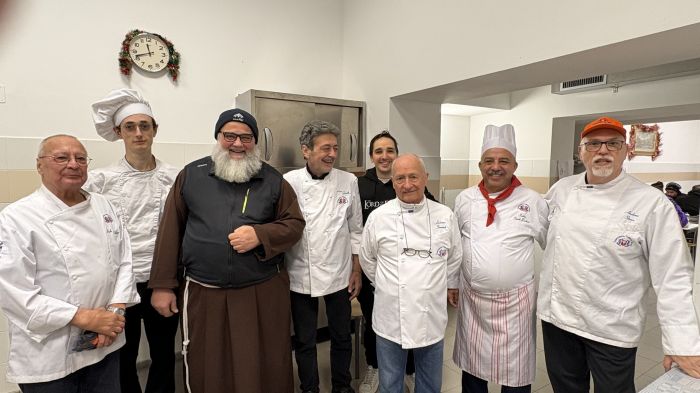 Epifania di solidarietà a Montuzza: l’Associazione Cuochi Trieste in cucina per i più bisognosi