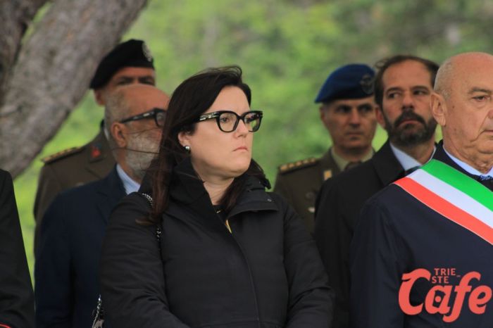 Matteoni-Giacomelli: “Parole vergognose del Presidente Baldassi, esigiamo rispetto per i triestini”