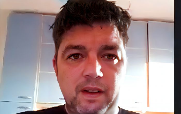“La gente come noi non molla”: Stefano Puzzer rilancia il suo messaggio di forza e identità