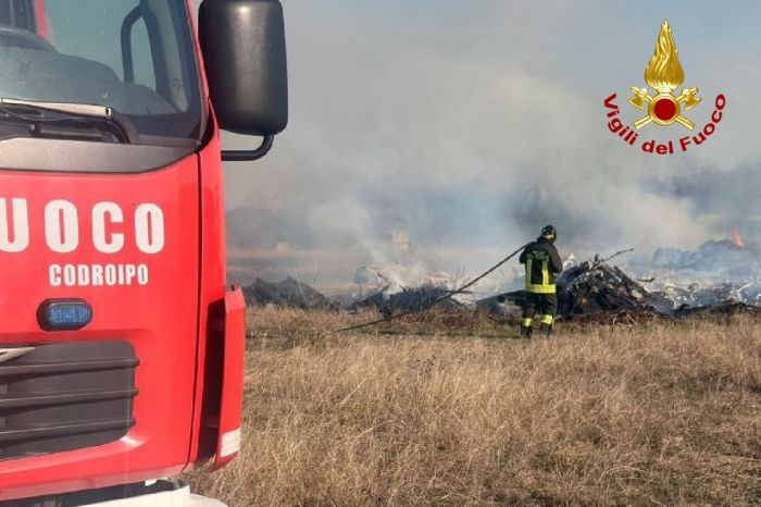 Incendio del sabato in Fvg, scovaze a fuoco 