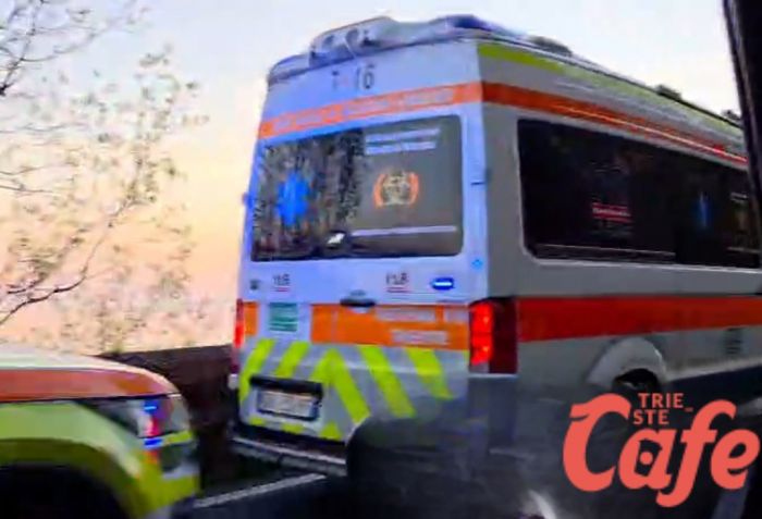 Strada del Friuli, moto fuori strada: soccorsi in azione (VIDEO) 