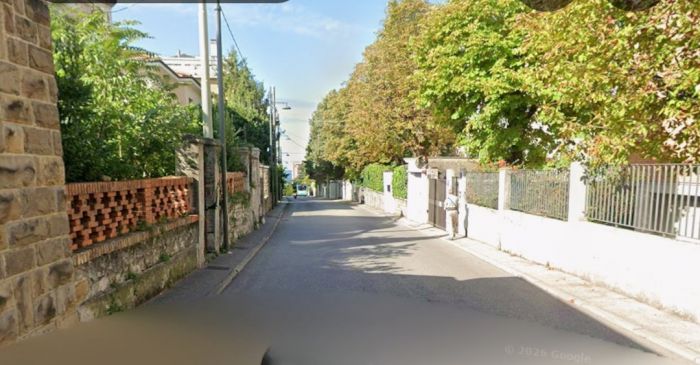 San Vito, triestina: “Ho visto uomo distinto defecare in pieno giorno, ho avuto paura”