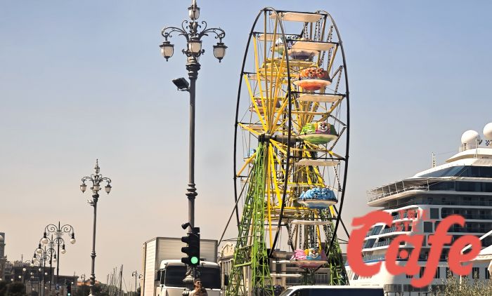 Trieste, installata la nuova ruota panoramica: “Dov’è finita quella storica?”, triestini delusi 