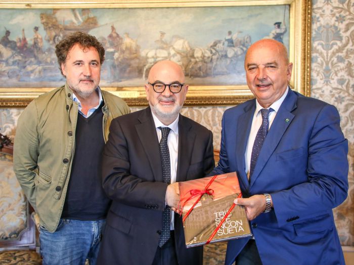 Il Sindaco Dipiazza ha ricevuto il segretario generale della FIGEC: 'Informazione bene primario della società' 
