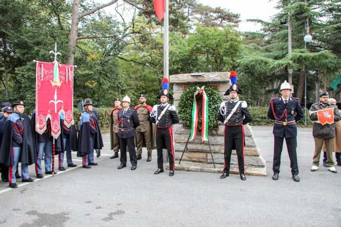 Giornata del ricordo dei Caduti nelle missioni di pace, corona d’alloro al Monumento in Largo Caduti di Nassiryia