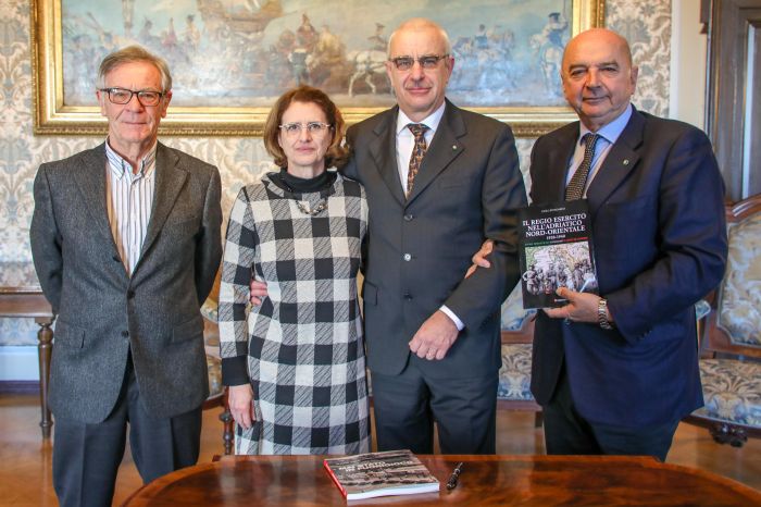 Consegnato al Sindaco libro “il regio esercito nell'adriatico nord-orientale 1920-1940"