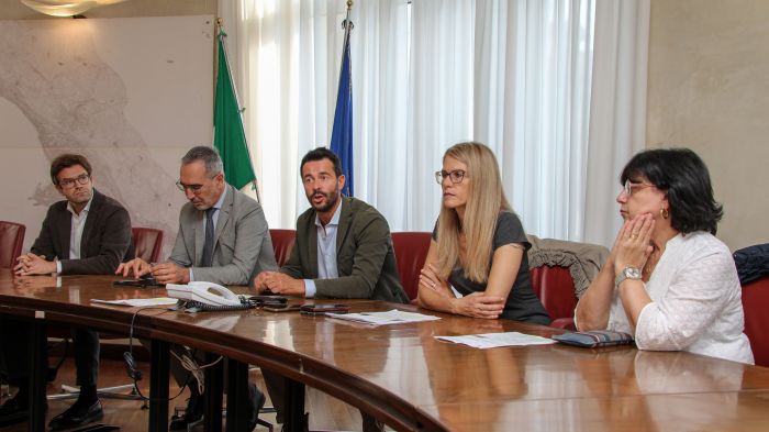 In 45 giorni raccolti 1,5 tonnellate di olio domestico che i triestini hanno conferito nei contenitori