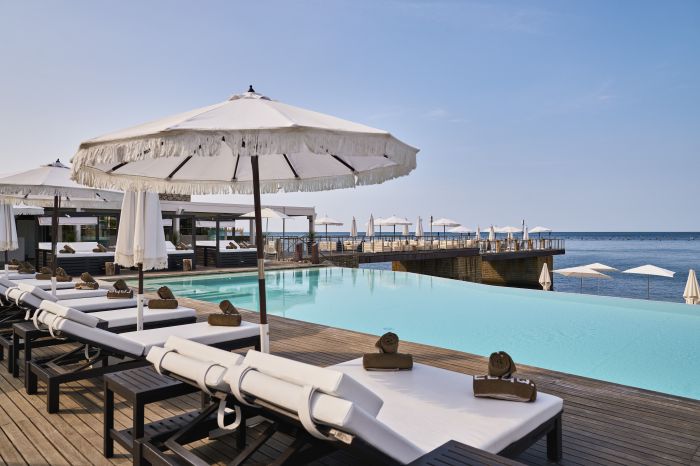 Purobeach Portopiccolo premiato con i “Tre Ombrelloni Gold”: inizia l’estate 2025 nel segno dell’eccellenza