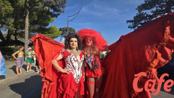Fvg Pride sfila a Lignano per ribadire il rispetto dei diritti: presenti in migliaia (FOTO-VIDEO)