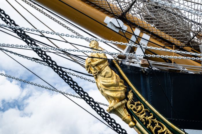Trieste celebra il ritorno della Nave Amerigo Vespucci con una grande Boat Parade