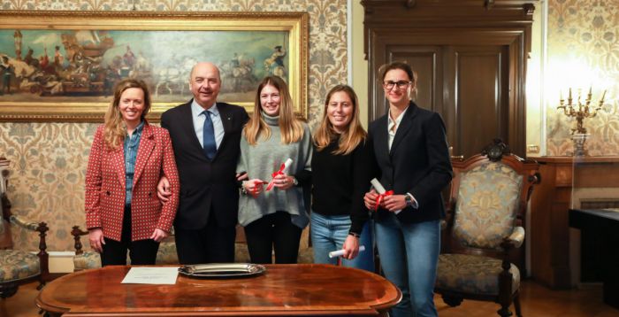 Le veliste triestine Alice Linussi, Maria Vittoria Marchesini e Giovanna Micol premiate nel Salotto Azzurro 