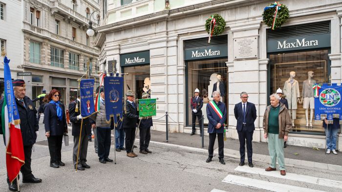Questa mattina cerimonia per la Commemorazione dei Caduti del 5 maggio 1945