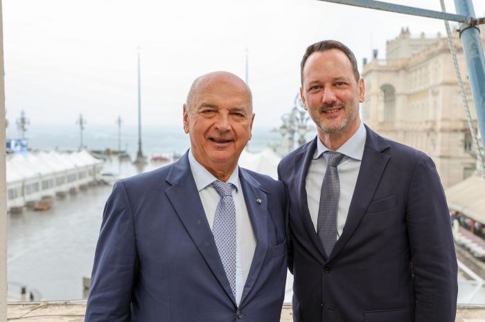 Il Sindaco Dipiazza accoglie l’ambasciatore del Lussemburgo Christophe Schiltz