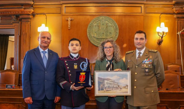 Trieste accoglie gli studenti della Scuola Militare Teuliè: “La divisa è orgoglio e responsabilità”