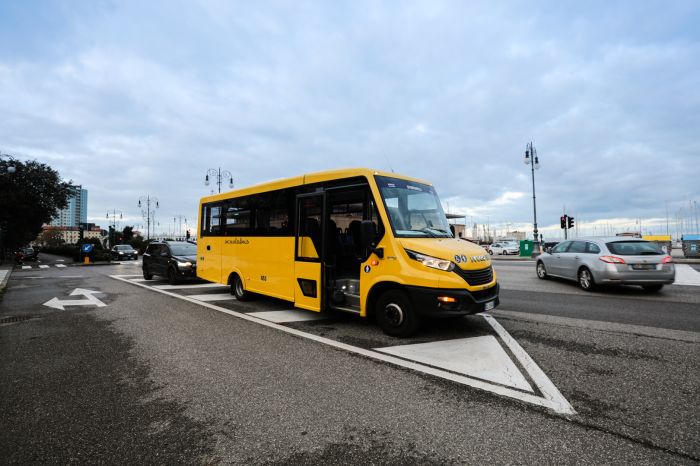Attivato servizio di trasporto per gli allievi della Scuola Primaria "Sauro" e della Scuola dell'Infanzia "Spaccini"